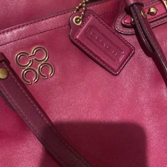 Coach purse - Picture 5 of 8
